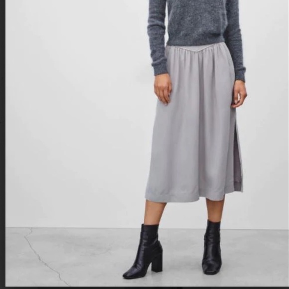 Dresses & Skirts - ❗️SOLD❗️Wilfred Gabrielle Skirt